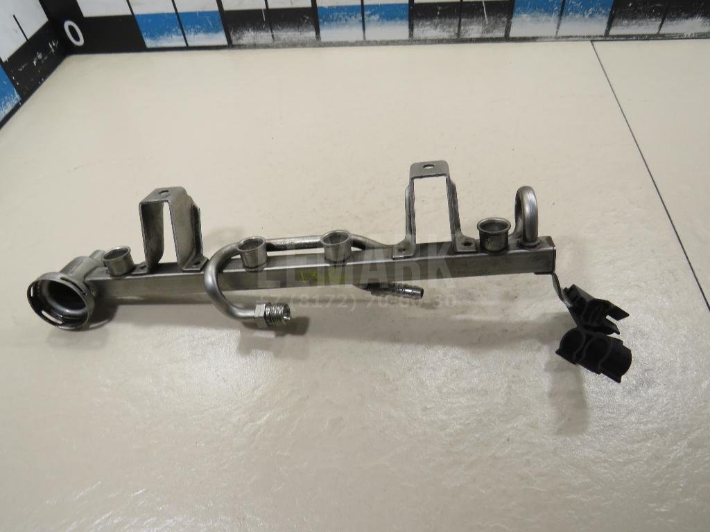 Рейка топливная (рампа)