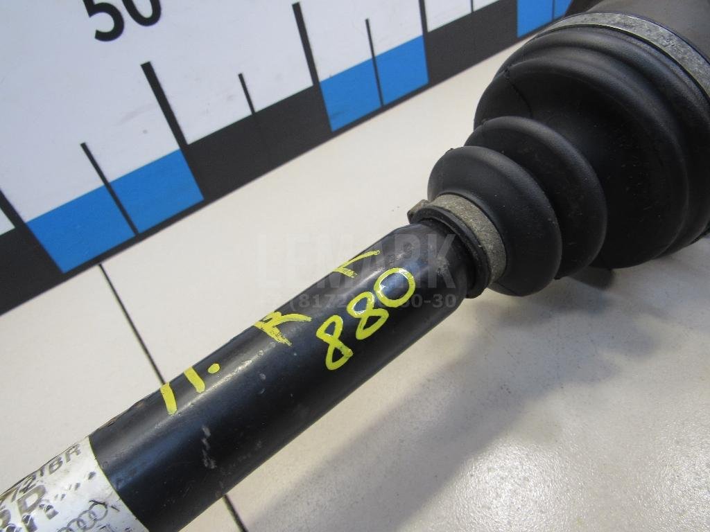 Полуось передняя правая