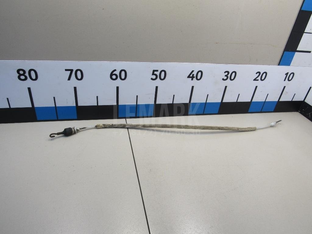 Трос открывания передней двери