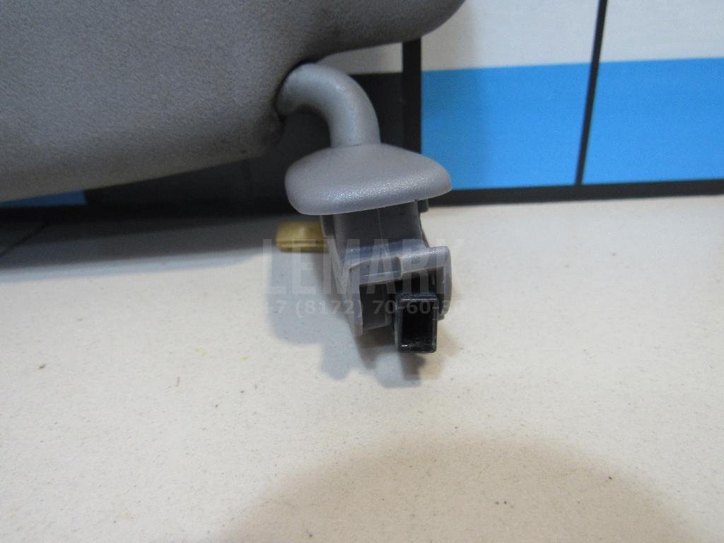 Козырек солнцезащитный (внутри)