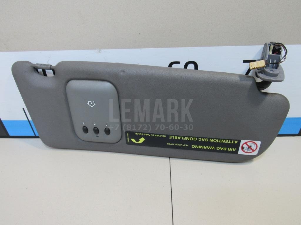 Козырек солнцезащитный (внутри)