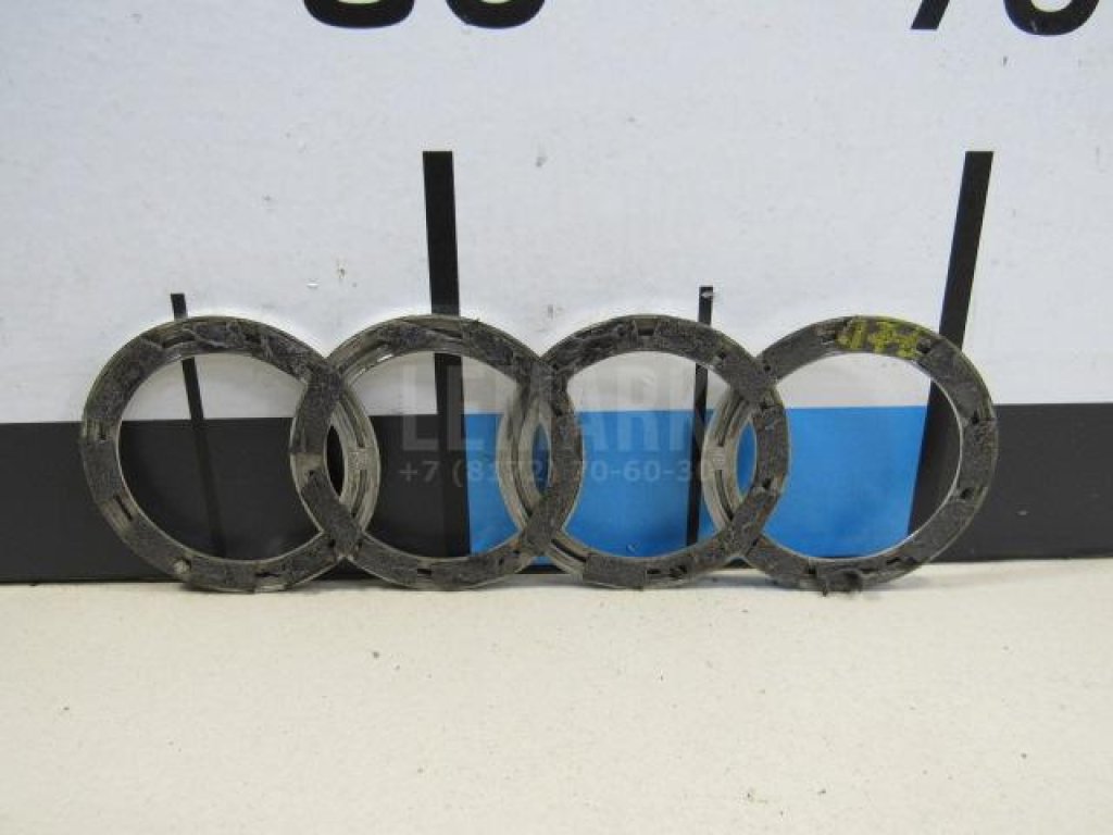 Эмблема на крышку багажника