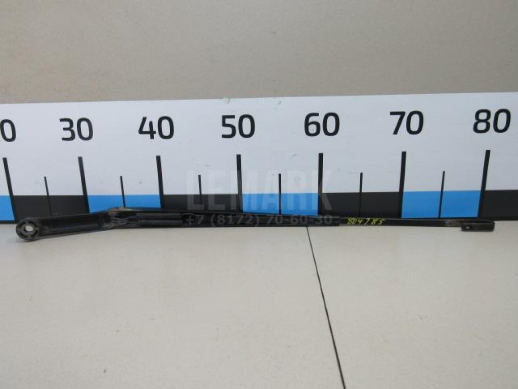 Поводок стеклоочистителя передний правый