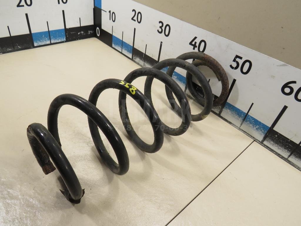 Пружина передняя