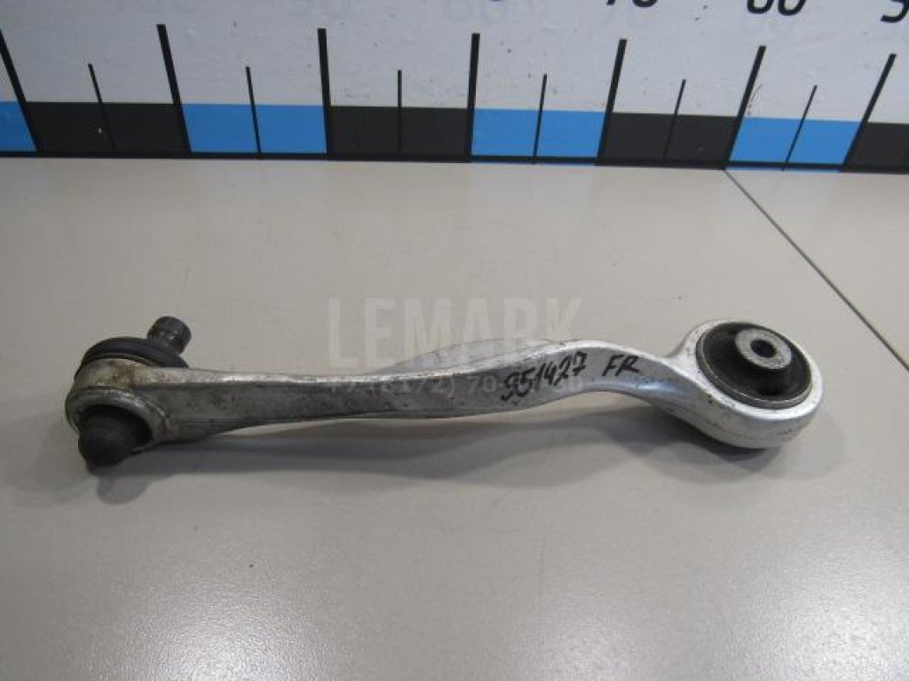 Рычаг передний верхний правый задний