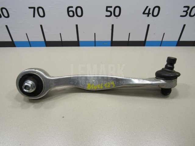 Рычаг передний верхний правый задний