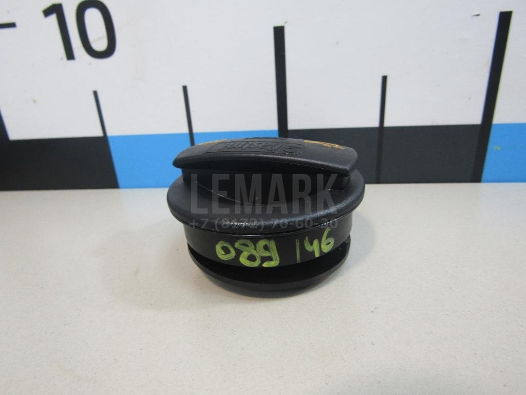 Крышка маслозаливной горловины