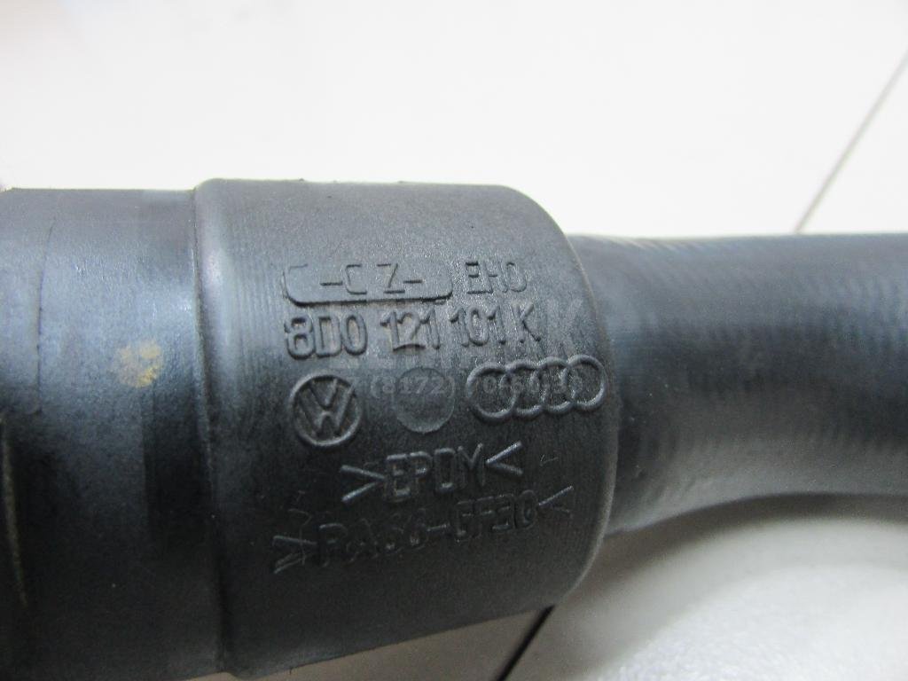 Патрубок радиатора