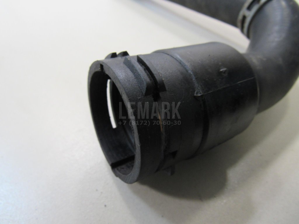 Патрубок радиатора