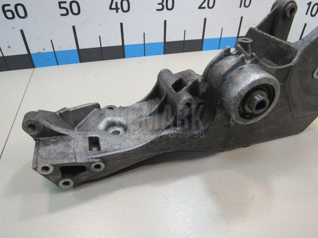 Кронштейн генератора для  Alfa Romeo 33 1986-1989