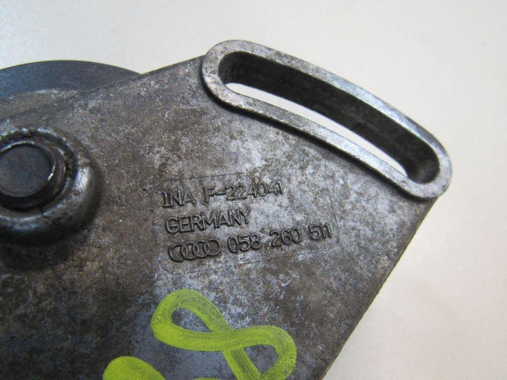 Ролик руч.ремня с кронштейном