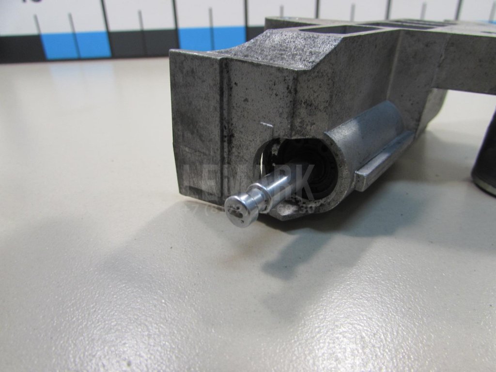 Натяжитель ремня для  Audi A5/S5 (F5) 2017