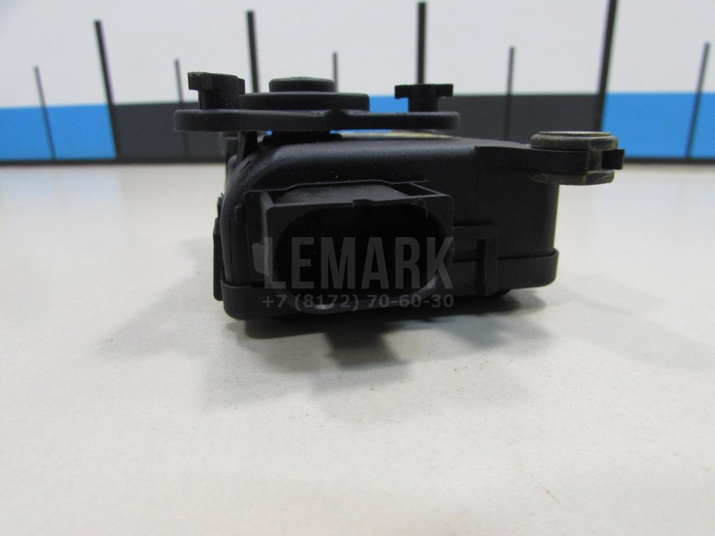 Моторчик заслонки отопителя для  Audi A3 [8PA] Sportback 2004-2013