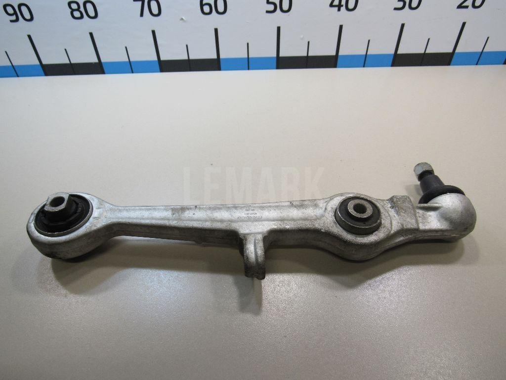 Рычаг передний нижний