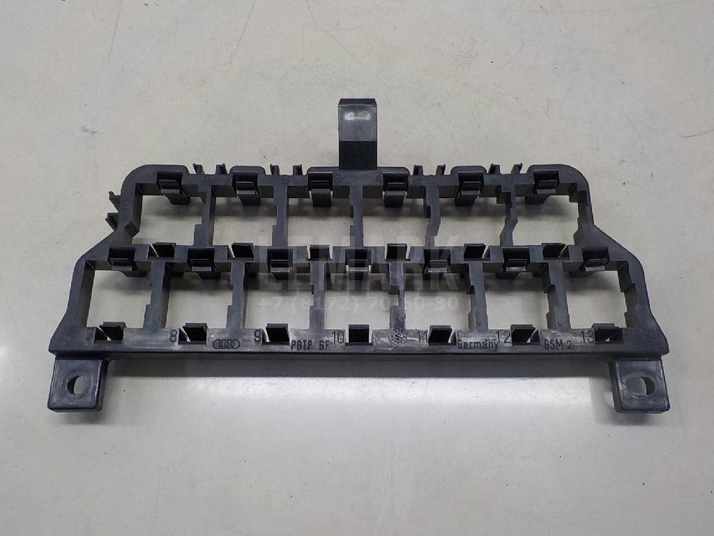 Блок предохранителей