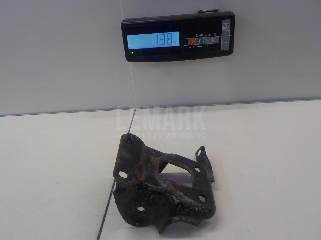 Кронштейн задней балки