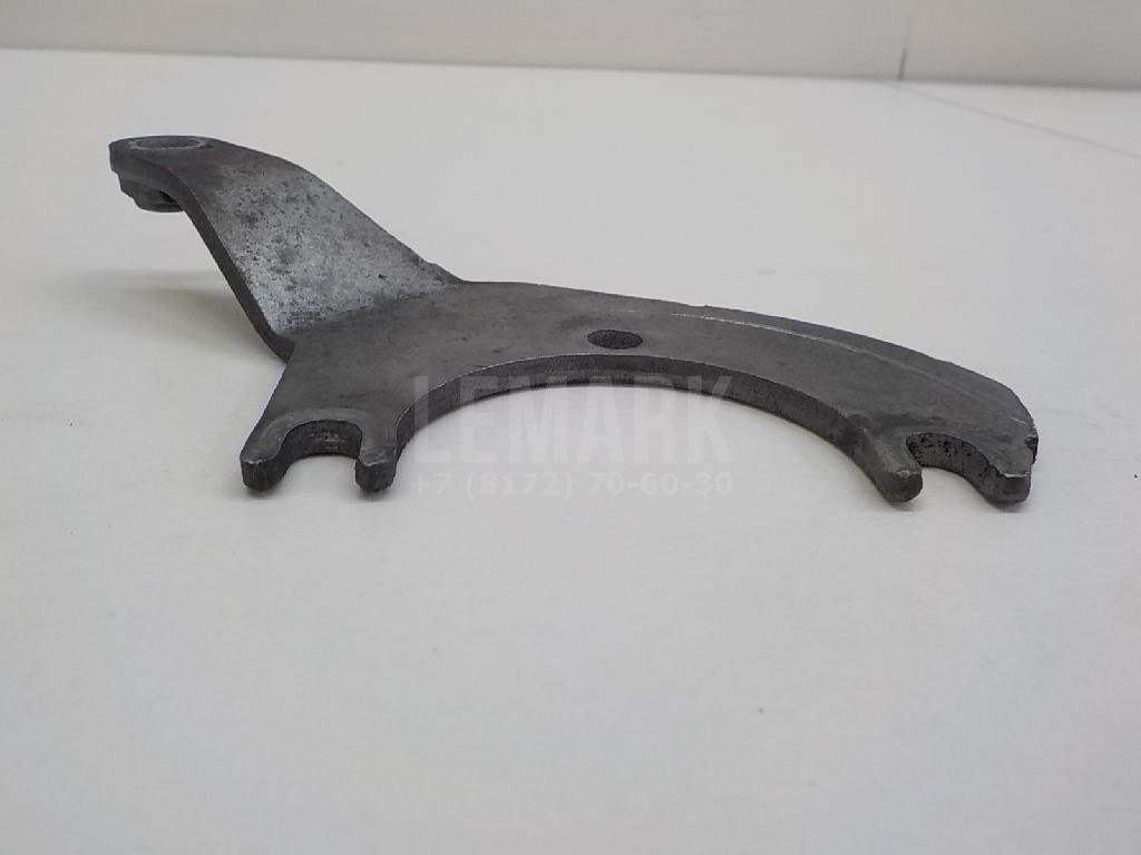 Кронштейн генератора для  Astra HD 8 2005-2011