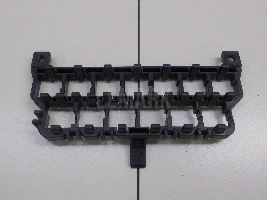 Блок предохранителей для  Audi A4 [B8] 2007-2015