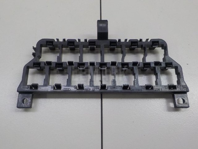 Блок предохранителей