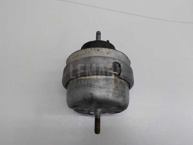 Опора двигателя правая