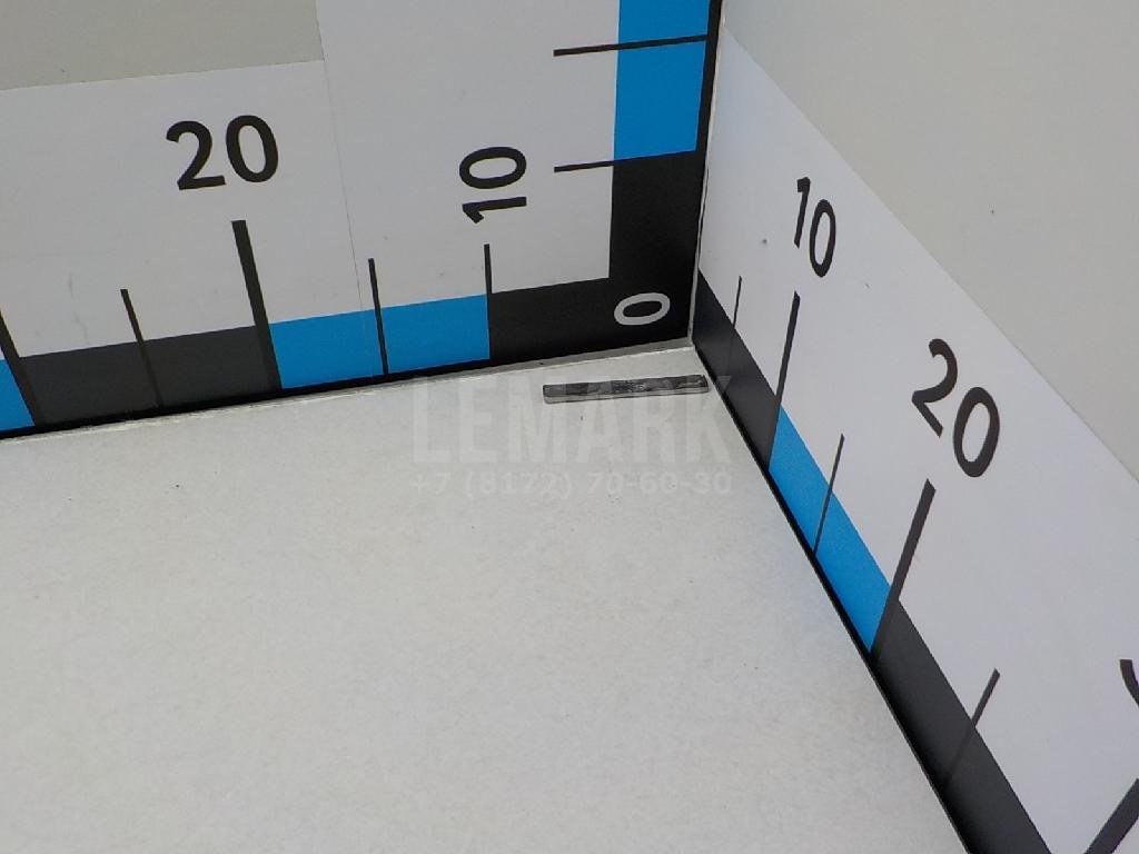 Эмблема на крышку багажника