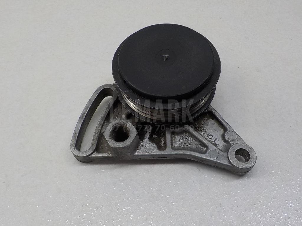 Ролик руч.ремня с кронштейном для  Audi A4 [B8] Allroad 2009-2015