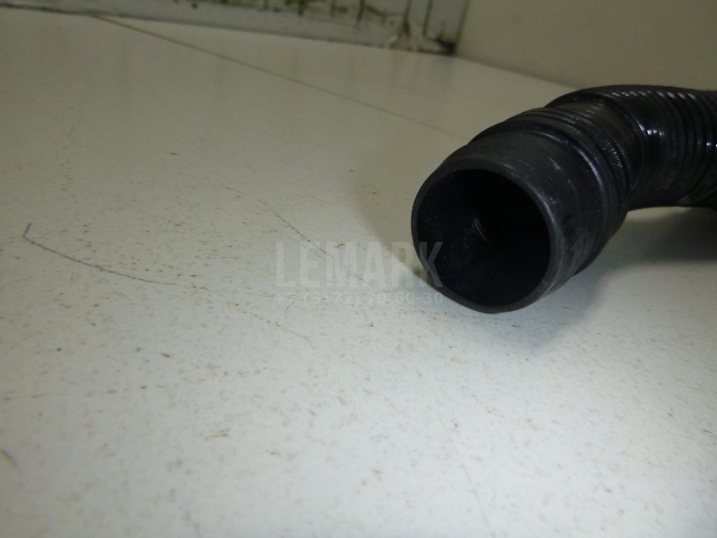 Шланг вентиляции картер. газов