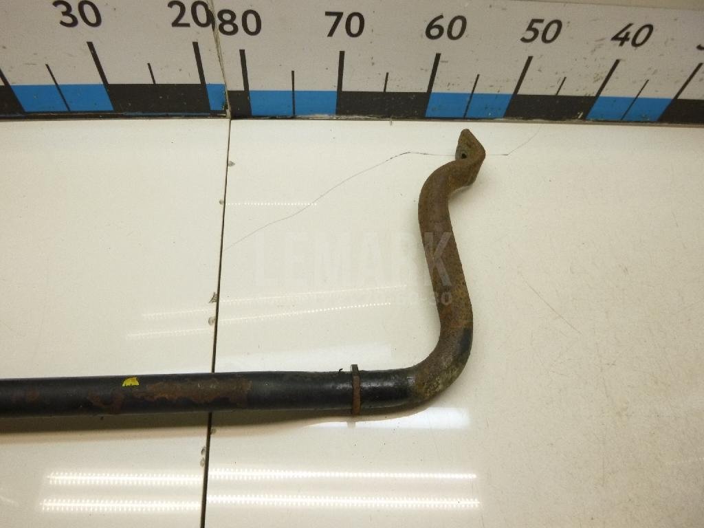 Стабилизатор передний