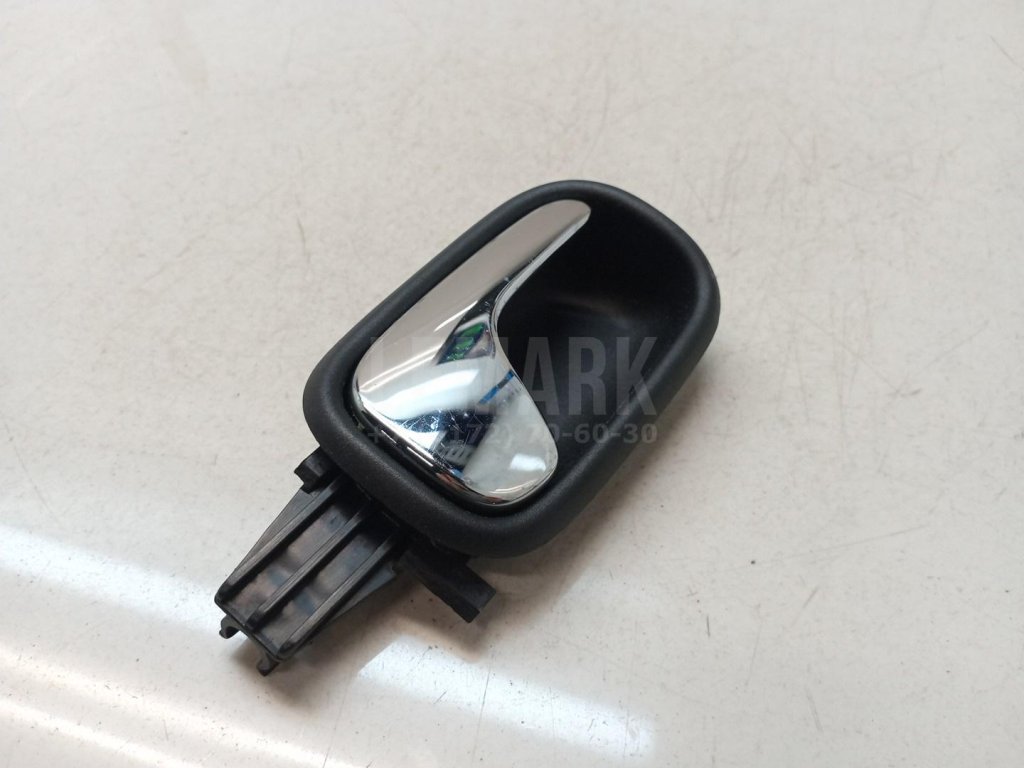 Ручка двери задней внутренняя правая