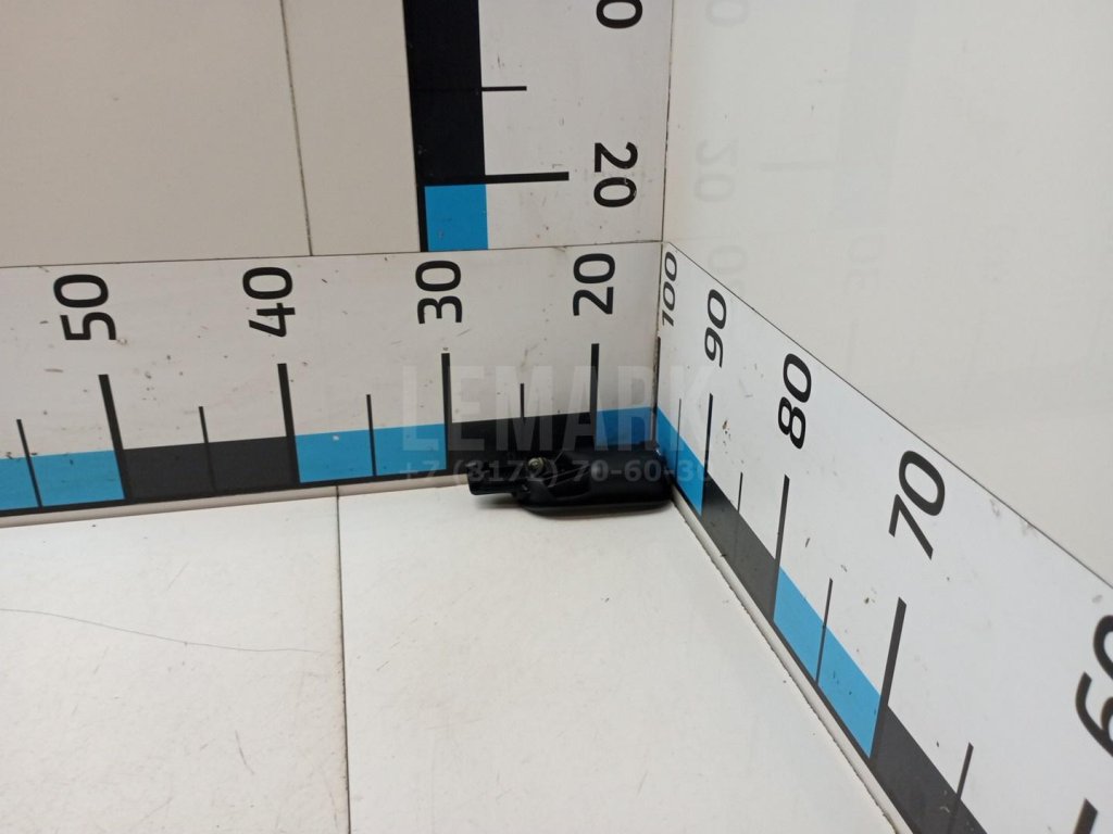 Ручка двери задней внутренняя правая