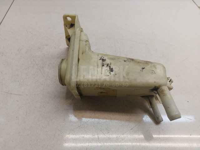 Бачок гидроусилителя