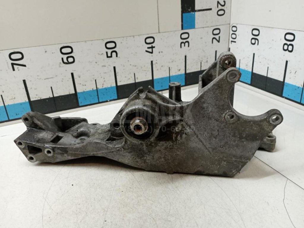 Кронштейн генератора для  Audi A4 [B8] Allroad 2009-2015