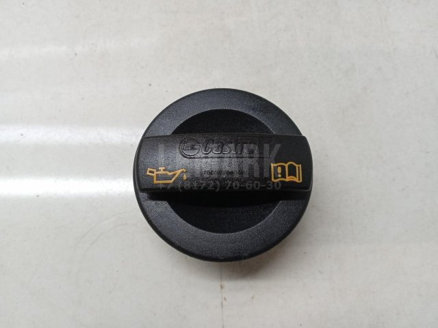 Крышка маслозаливной горловины