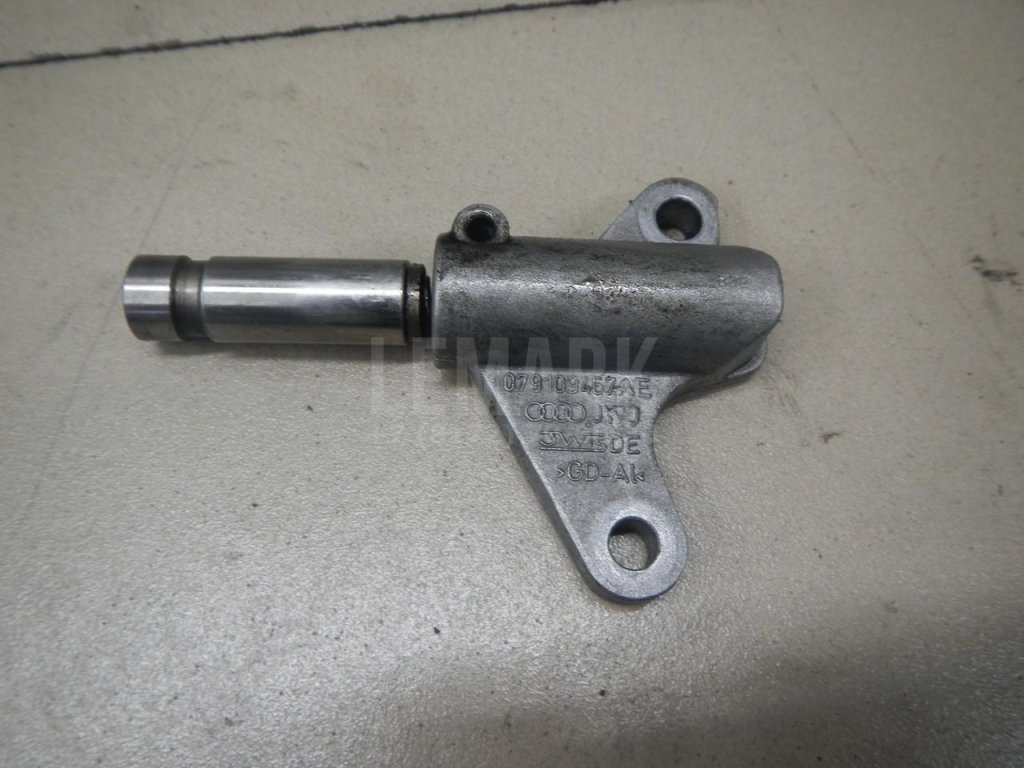 Натяжитель цепи