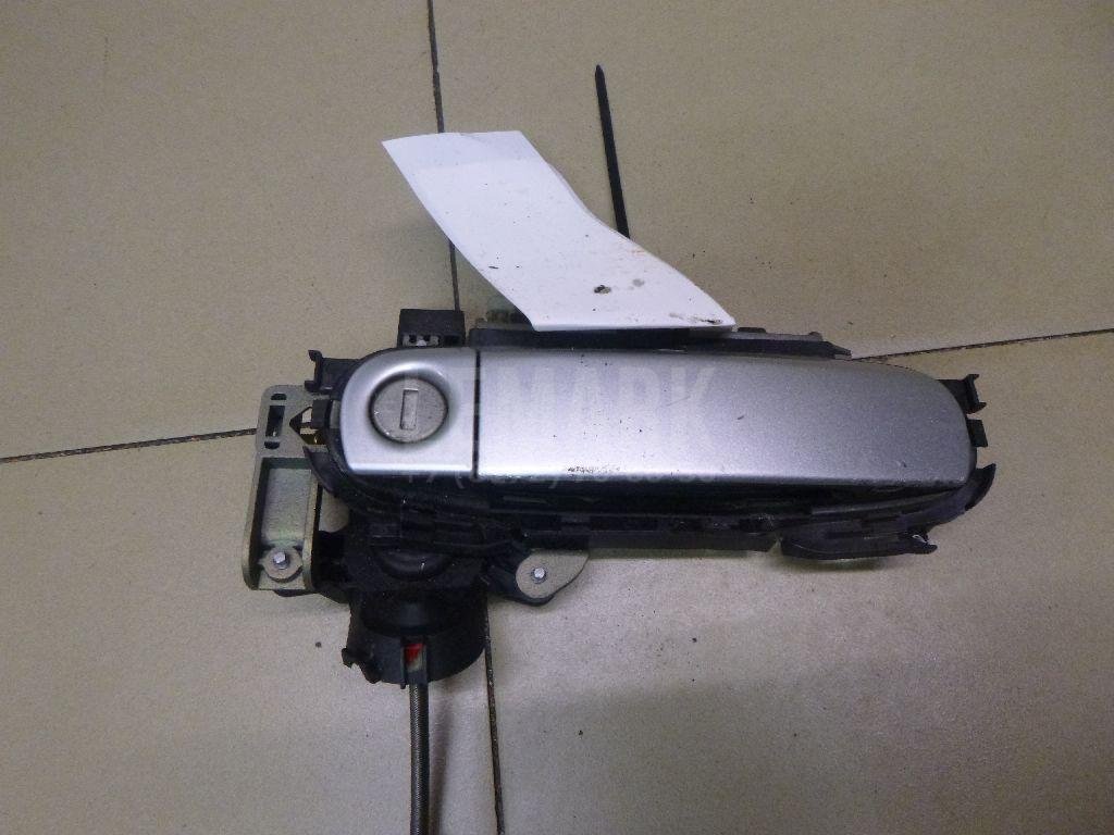 Ручка двери передней наружная правая