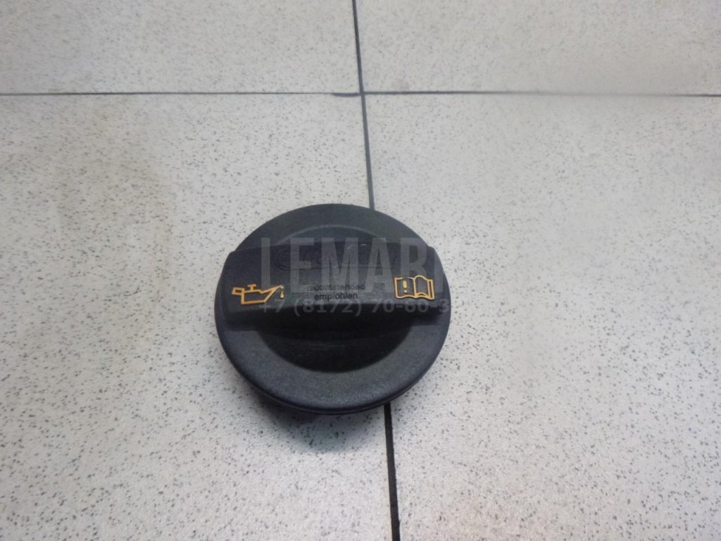 Крышка маслозаливной горловины