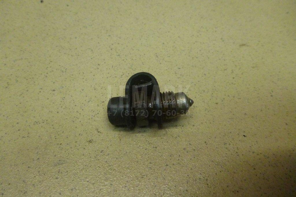 Штуцер прокачки тормозов