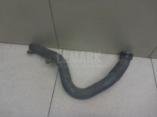 Патрубок воздушного фильтра