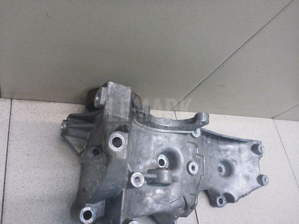 Кронштейн генератора для  Audi 80/90 [B3] 1986-1991