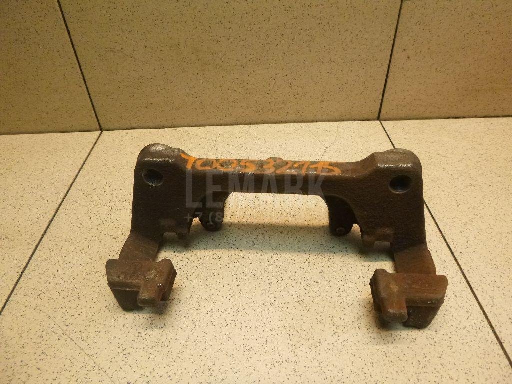 Скоба суппорта переднего