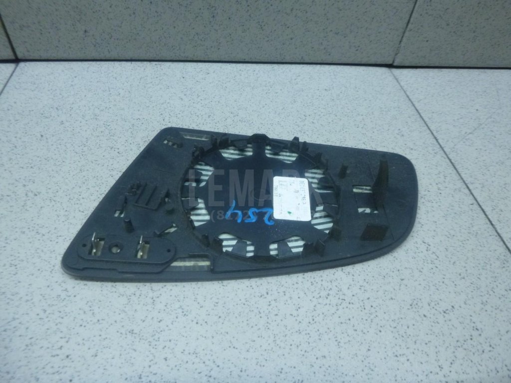 Стекло зеркала электрического правого