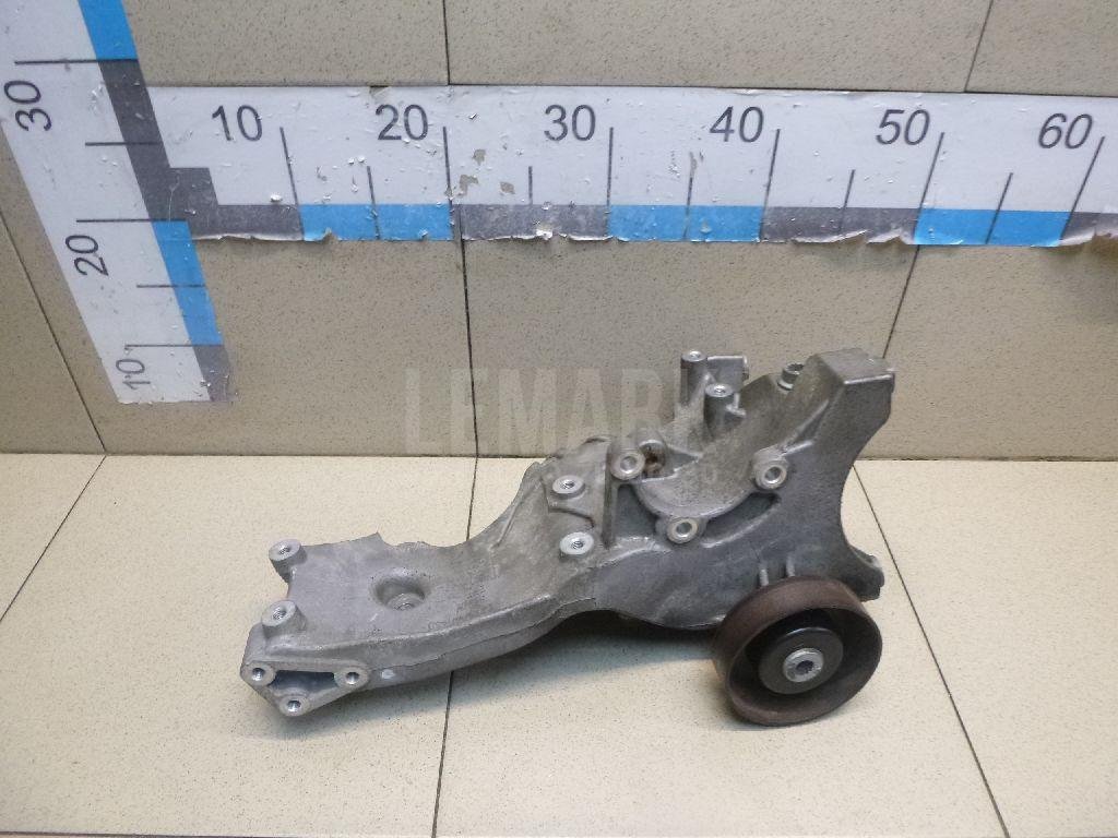 Кронштейн генератора