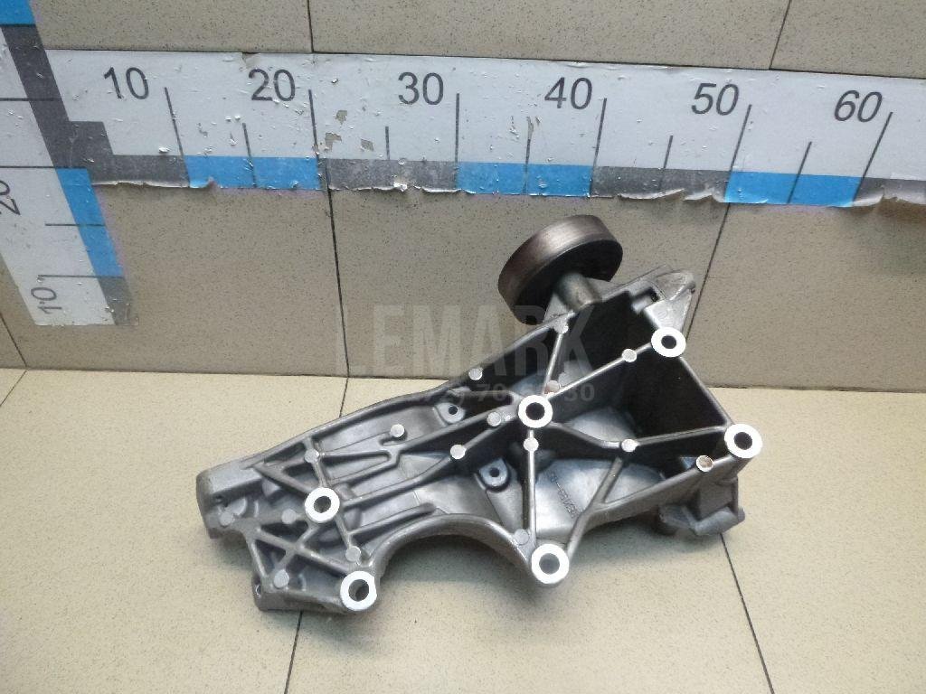 Кронштейн генератора