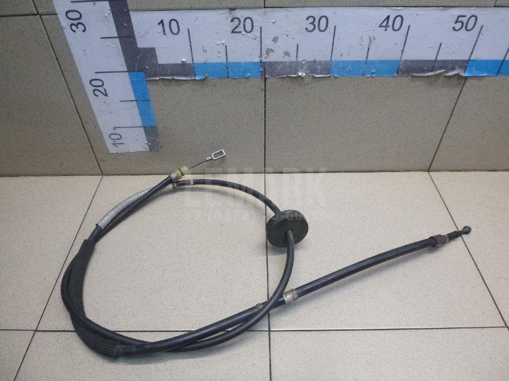 Трос стояночного тормоза левый