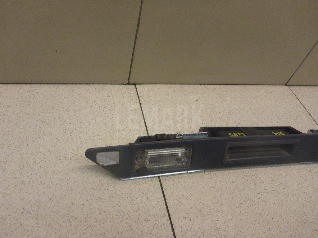 Накладка двери багажника