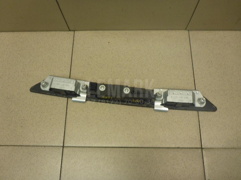 Накладка двери багажника