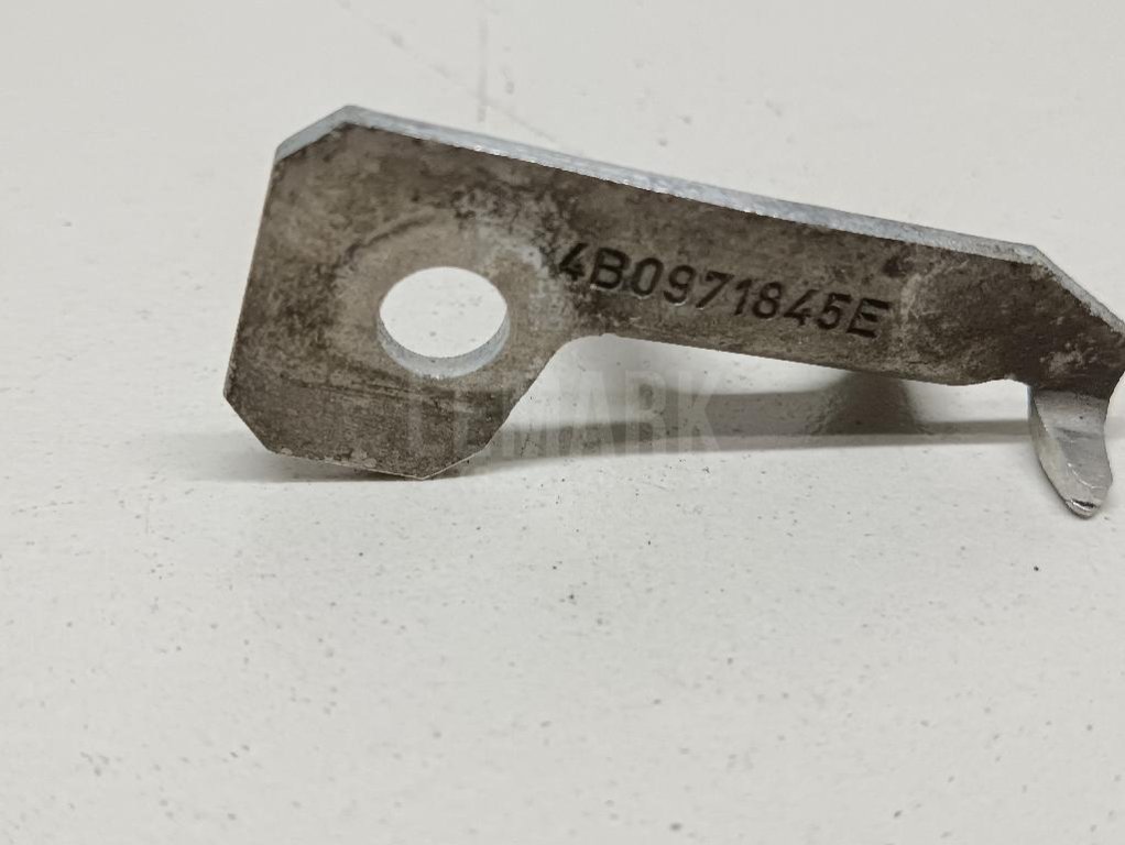 Кронштейн датчика ABS