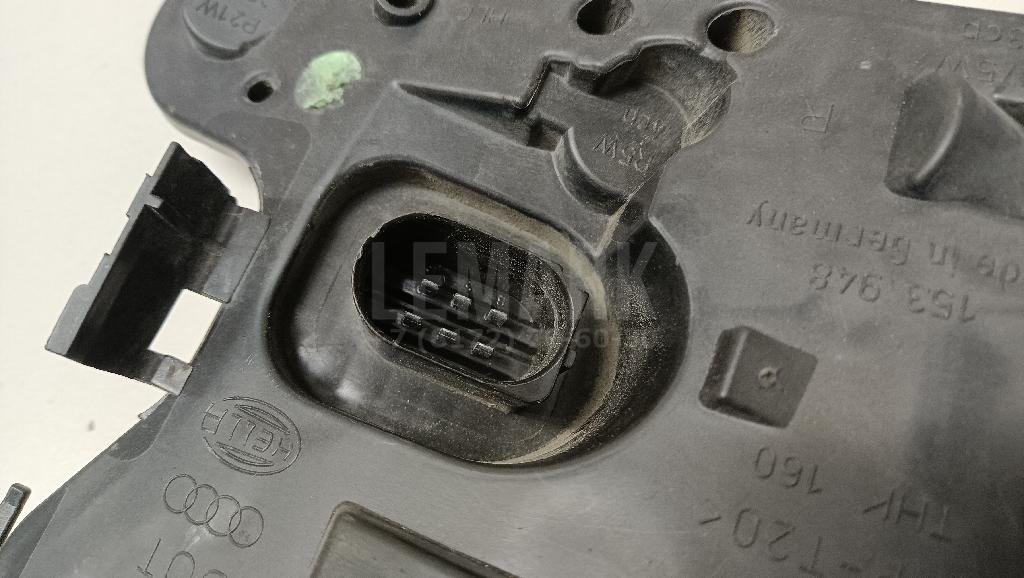 Плата заднего фонаря правого