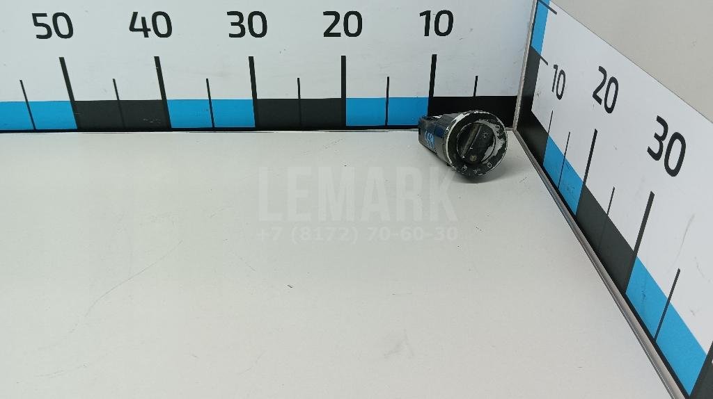 Переключатель света фар