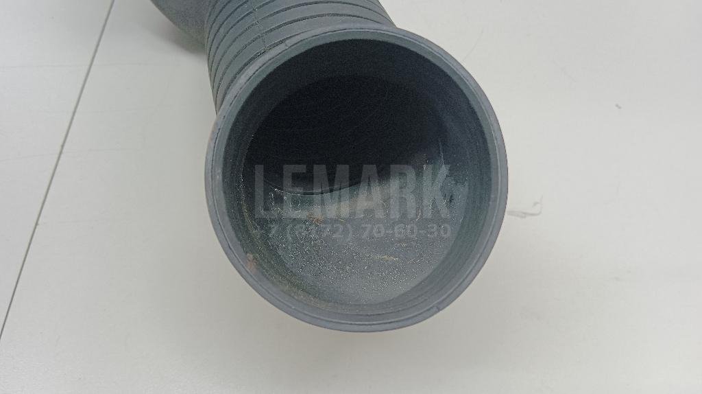 Патрубок воздушного фильтра